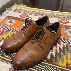 Men’s brown leather dress shoes (8.5) - WORN ONCE
